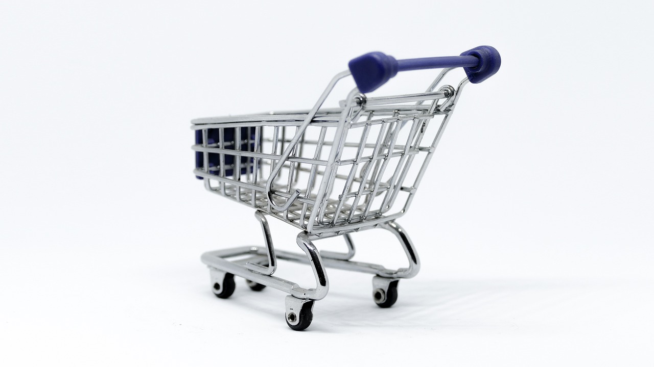 Cart, supermarket, tram — MT4 offers powerful charting tools for better trade planning