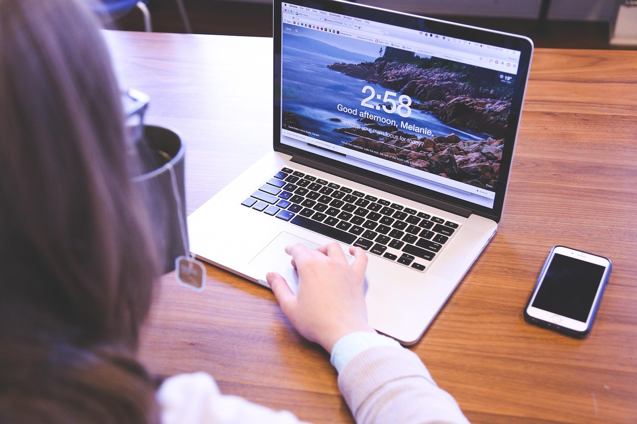 Student, woman, startup — Top 4 Benefits of a Healthcare Call Center